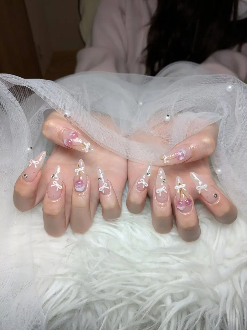 ネイル オーロラネイル ブルー チークネイル 長さ出し フットネイル ハンドネイル Kaki ちゃんのネイルデザイン