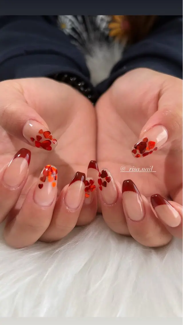 ネイル バレンタイン 🅁nail🪞✨ risa🎀のネイルデザイン