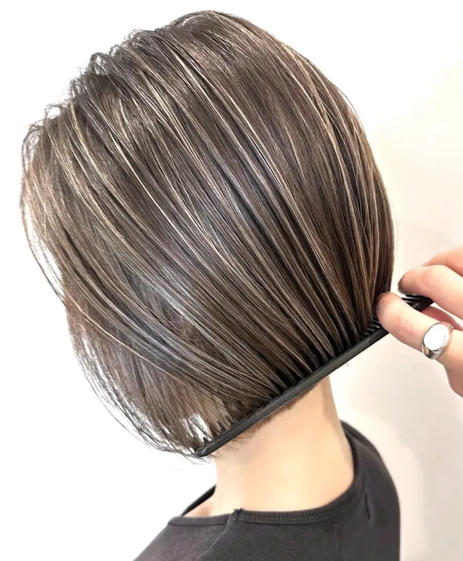 【¥12,250→¥3000】🦋艶ハイライト✨ダメージレスでケアしながらおしゃれヘアに💄🩵の写真