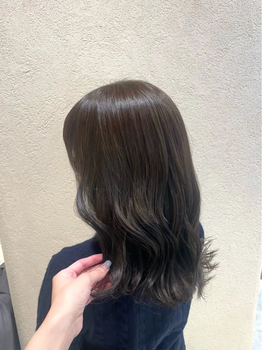 ミディアム カット ヘアカラー トリートメント 暖色系カラー/オリー ブカラー💚宮城のヘアスタイル