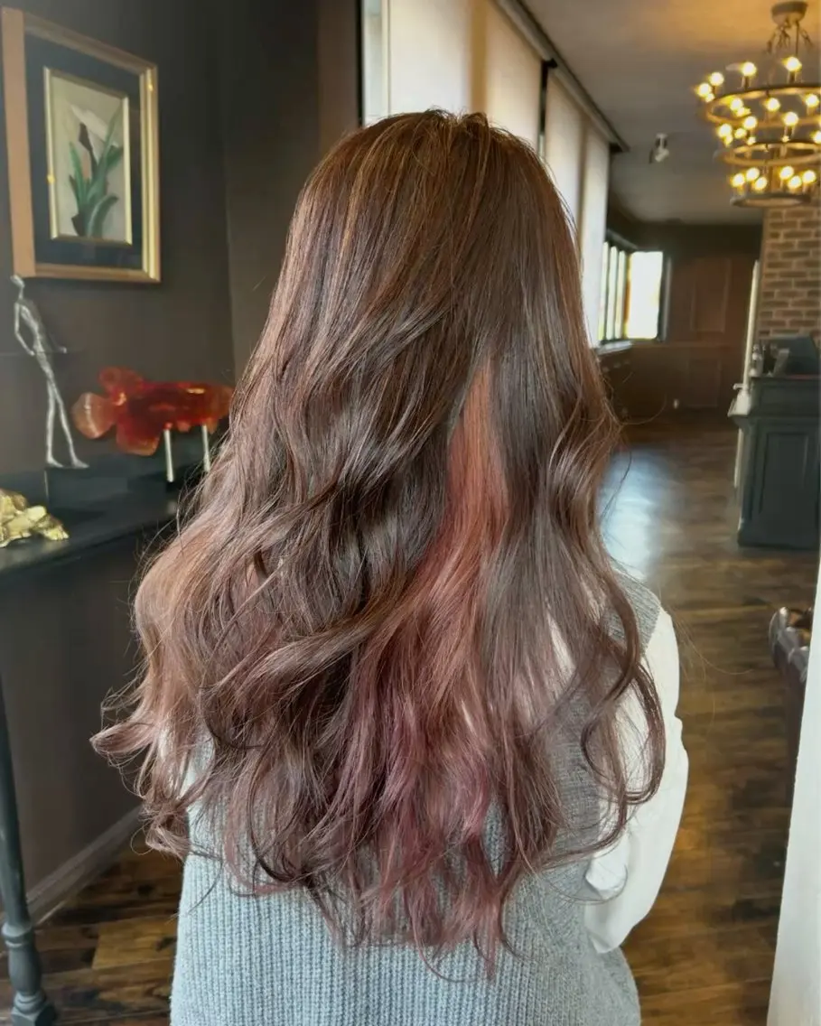 ロング カラー ヘアアレンジ カット ヘアカラー トリートメント 李奈🌼レイヤー/ 透明感カラーブリーチのヘアスタイル