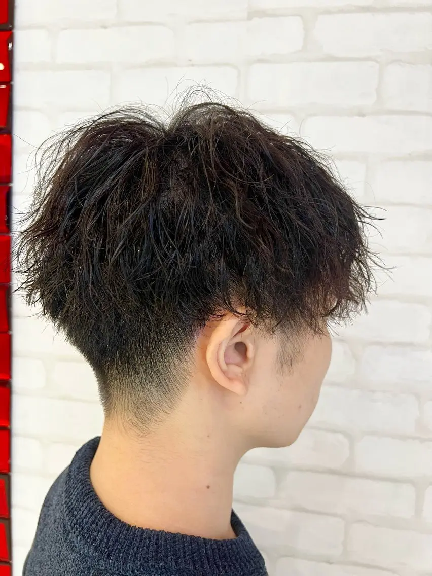 ショート パーマ ツイストスパイラルパーマ 顔周りカット スパイラルパーマ パーマ メンズ特化☝️添田 好恵のヘアスタイル