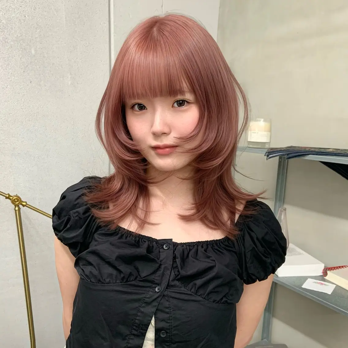 ミディアム カラー レイヤーカット カット ヘアカラー トリートメント 淡いCOLOR/ Layer/UNAのヘアスタイル