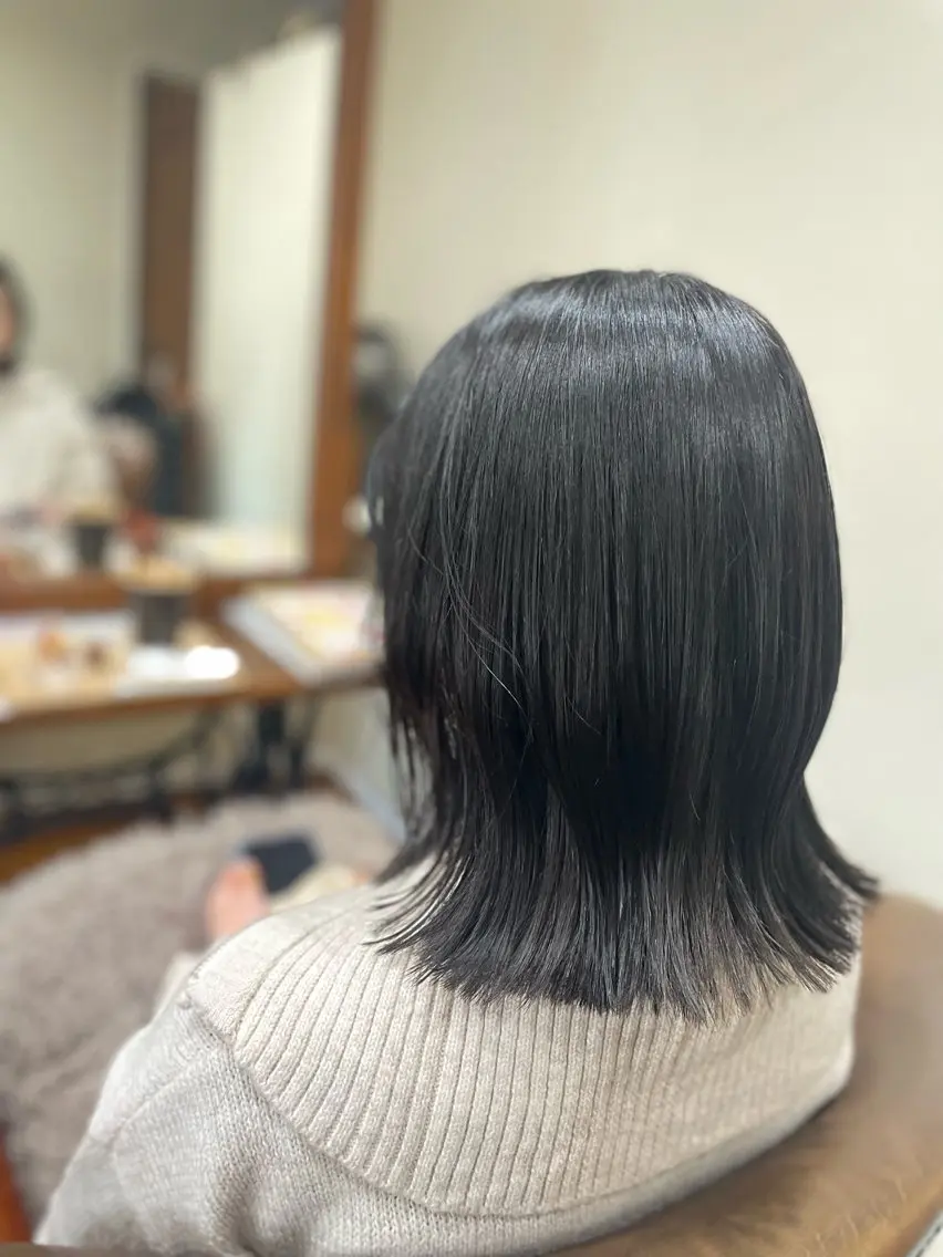 ミディアム 恩藤(おんどう) かおるのヘアスタイル