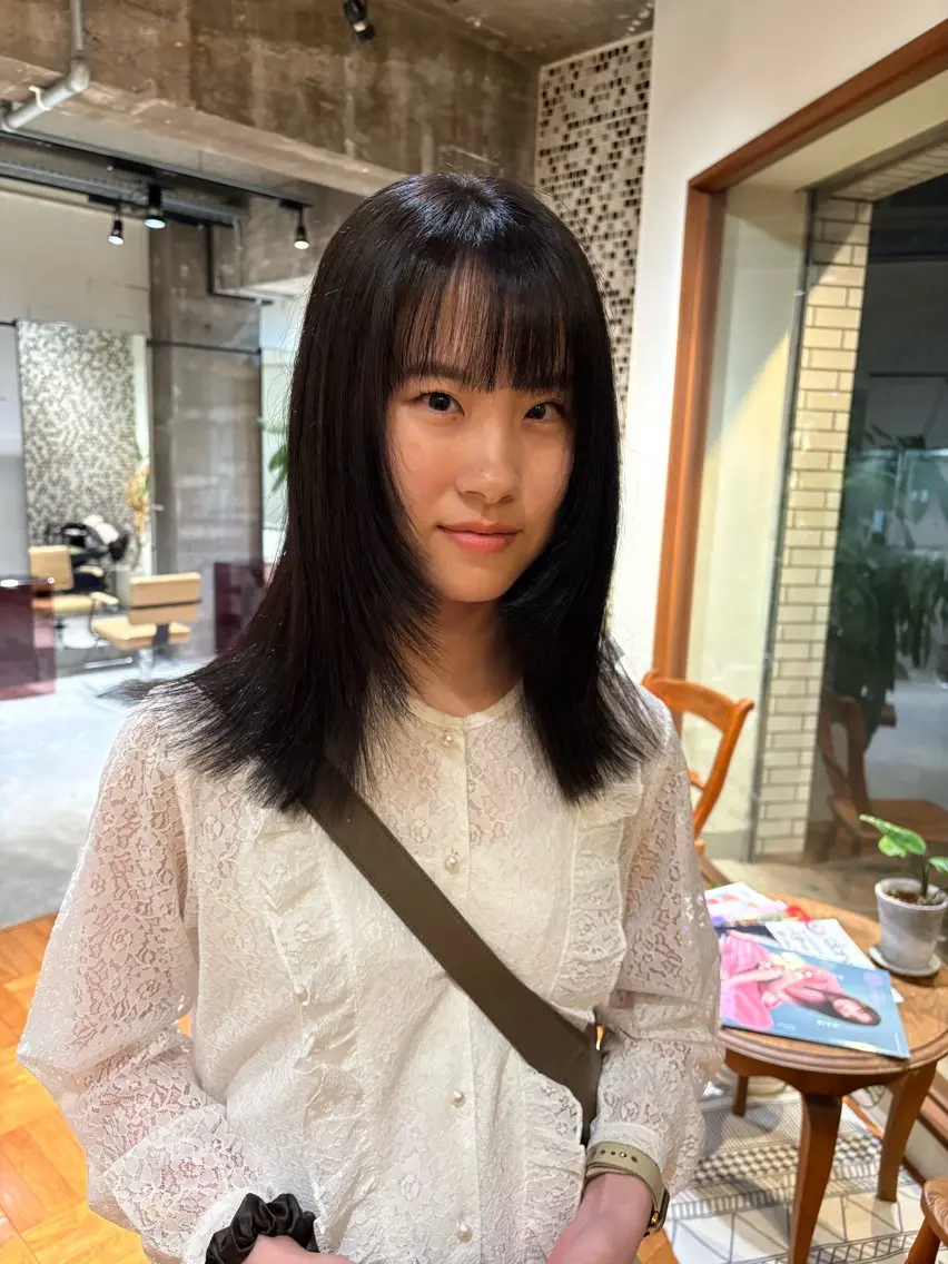 ミディアム 顔周りカット レイヤーカット カット 川田 愛美のヘアスタイル