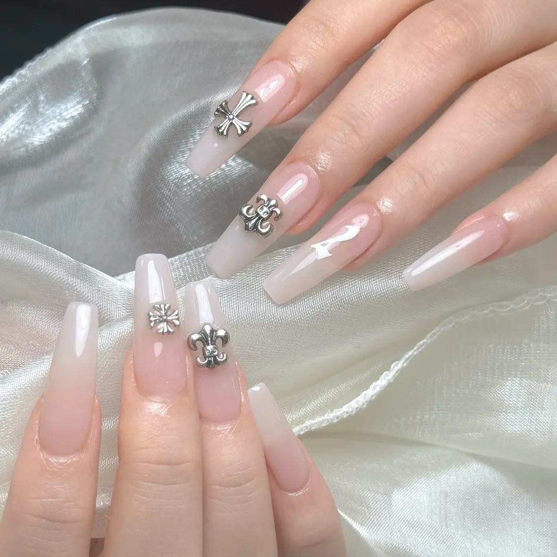 ネイル ハンドネイル Maggie Nail🦩のネイルデザイン
