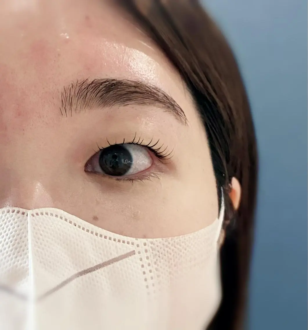 マツエク・マツパ アイブロウ まつ毛の悩み解消 Dacha吉岡の眉毛・アイブロウイメージ