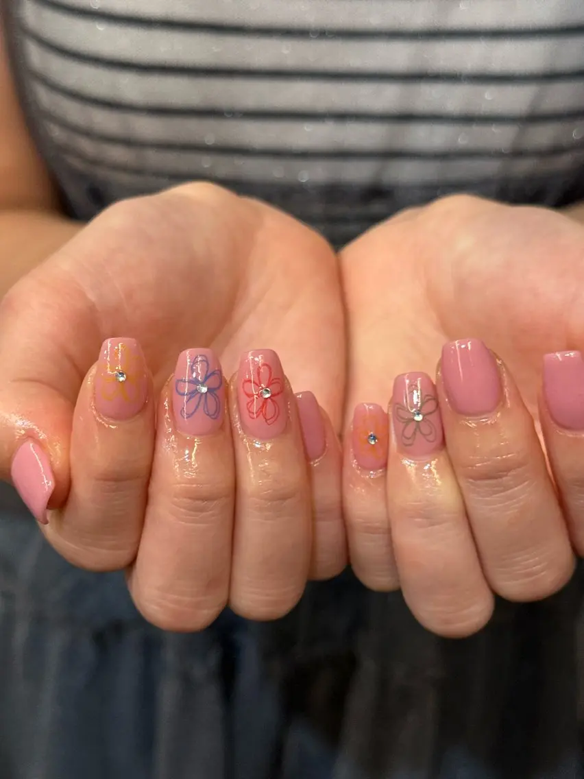 ネイル 🌼🌝 Natsukiのネイルデザイン