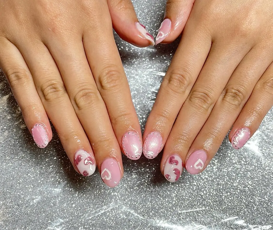 ネイル ハンドネイル VIERU 🌈🎀💖のネイルデザイン