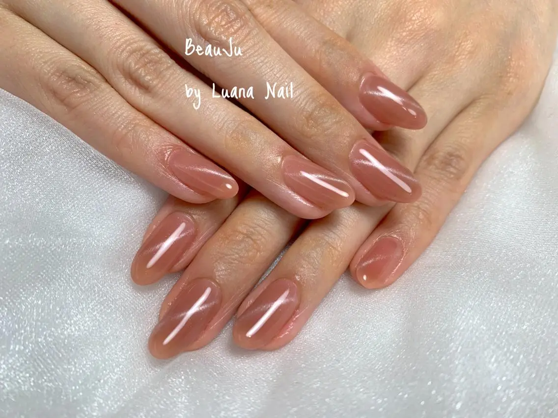 ネイル マグネットネイル ハンドネイル BeauJu by Luana Nailのネイルデザイン