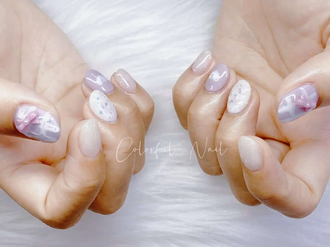 ネイル フラッシュネイル フットネイル フレンチネイル ジェルネイル ガラスフレンチ ハンドネイル 🎀Colorful 💅Nailのネイルデザイン