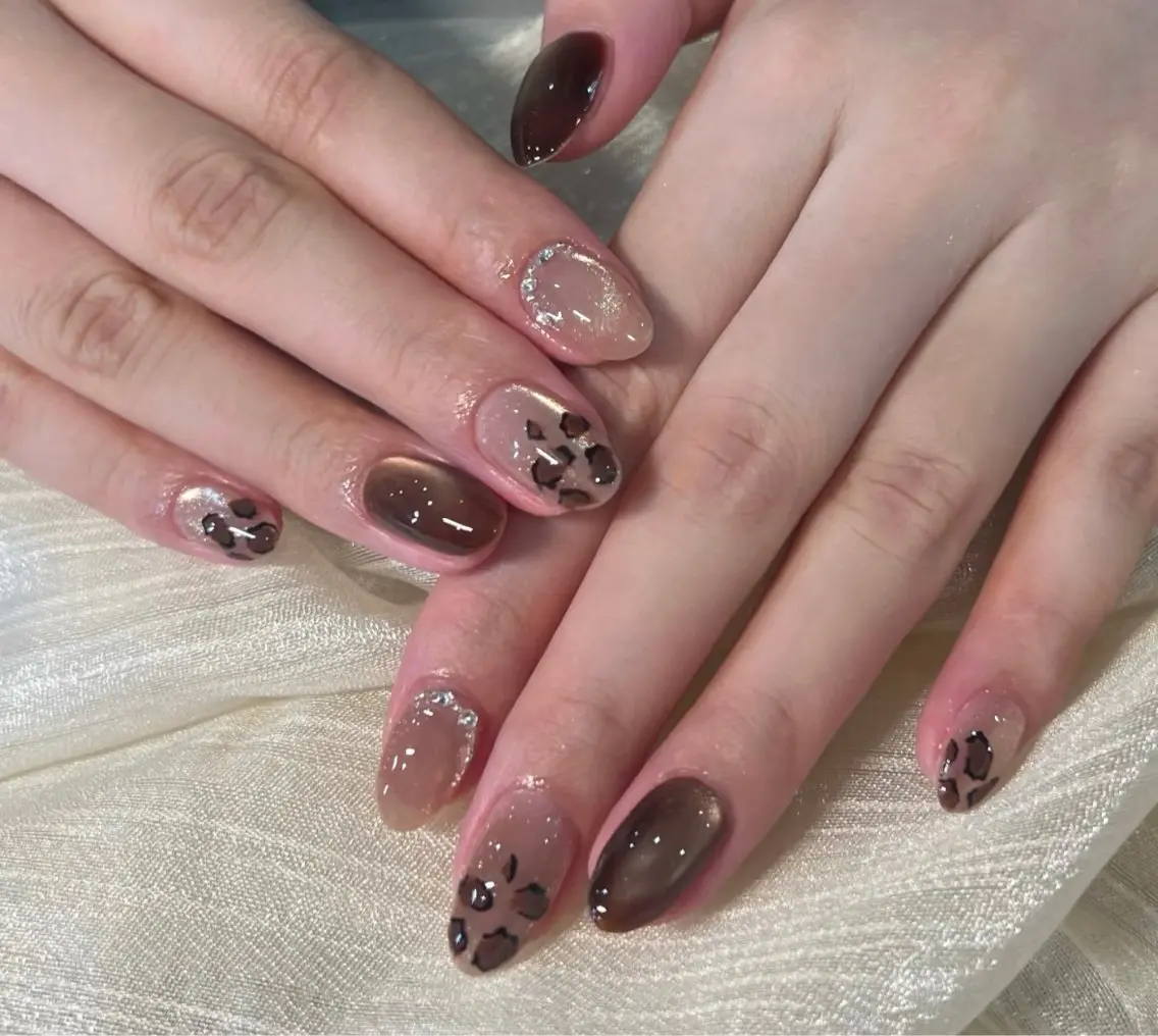 ネイル ハンドネイル Yuri ユリのネイルデザイン