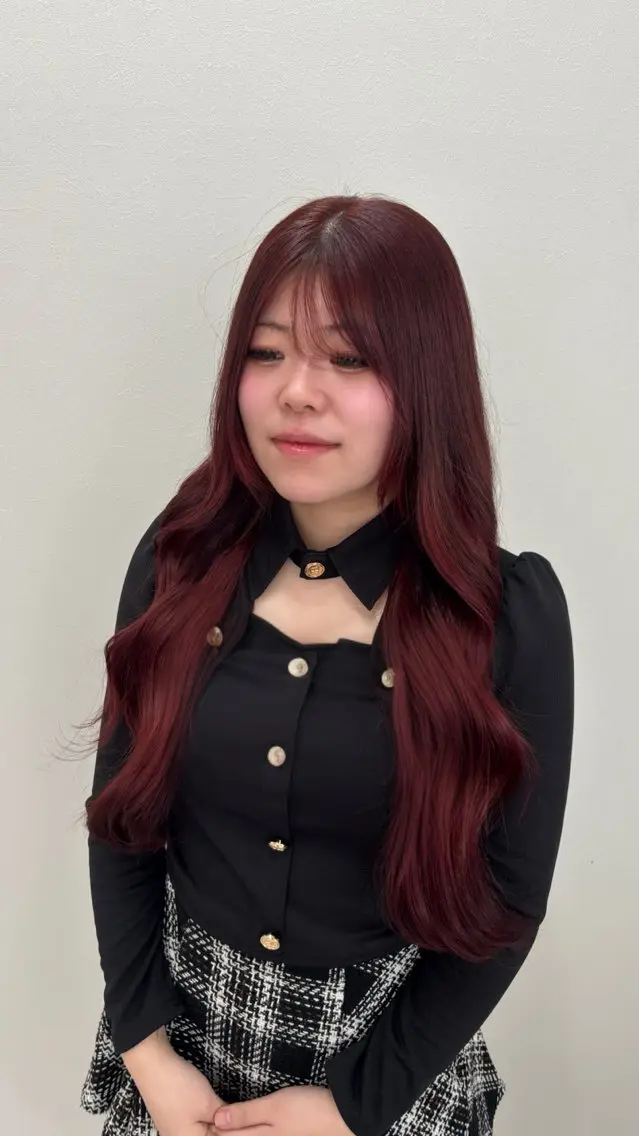 ロング カラー ヘアカラー トリートメント piLLon mayuのヘアスタイル