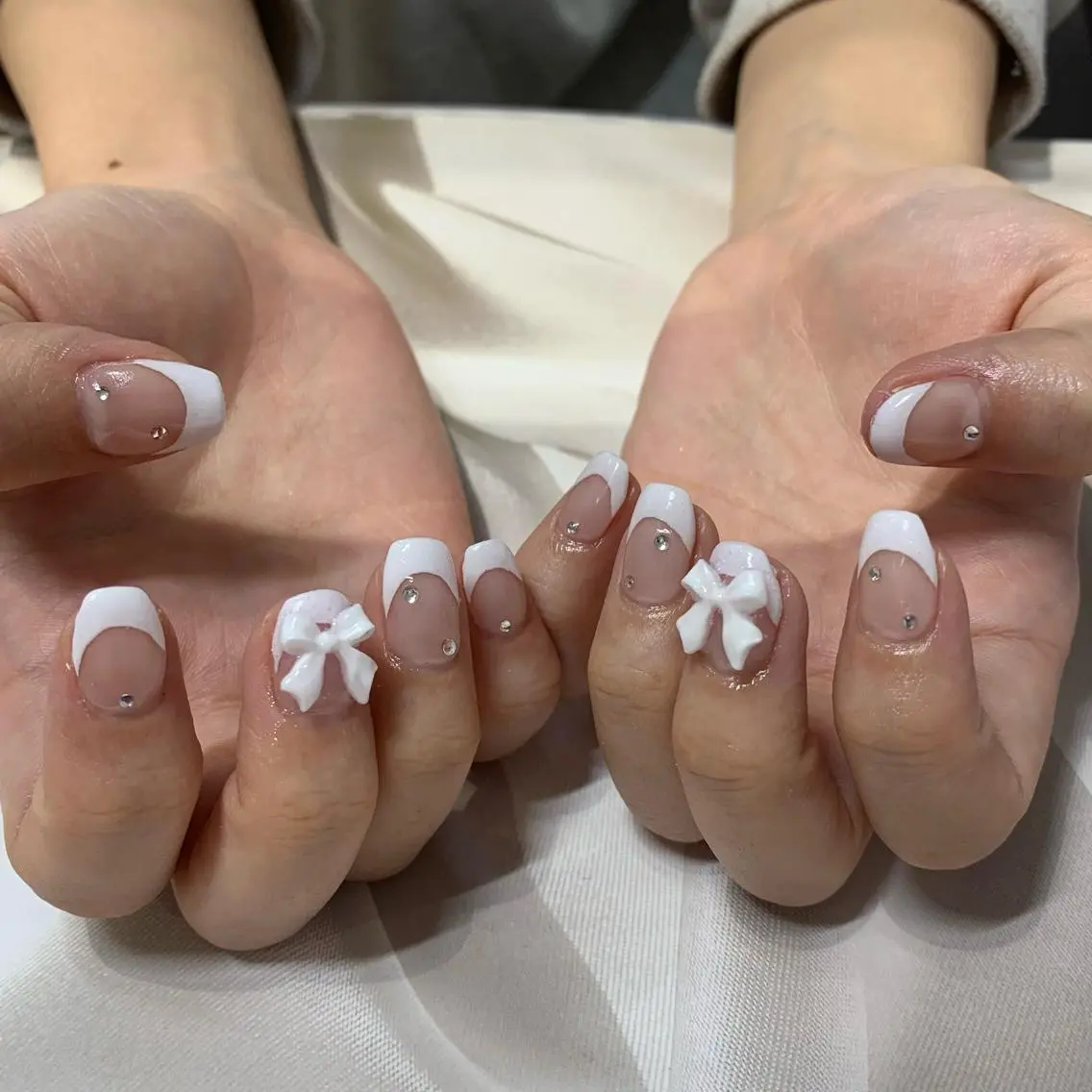 ネイル フレンチネイル マキノ ユイのネイルデザイン