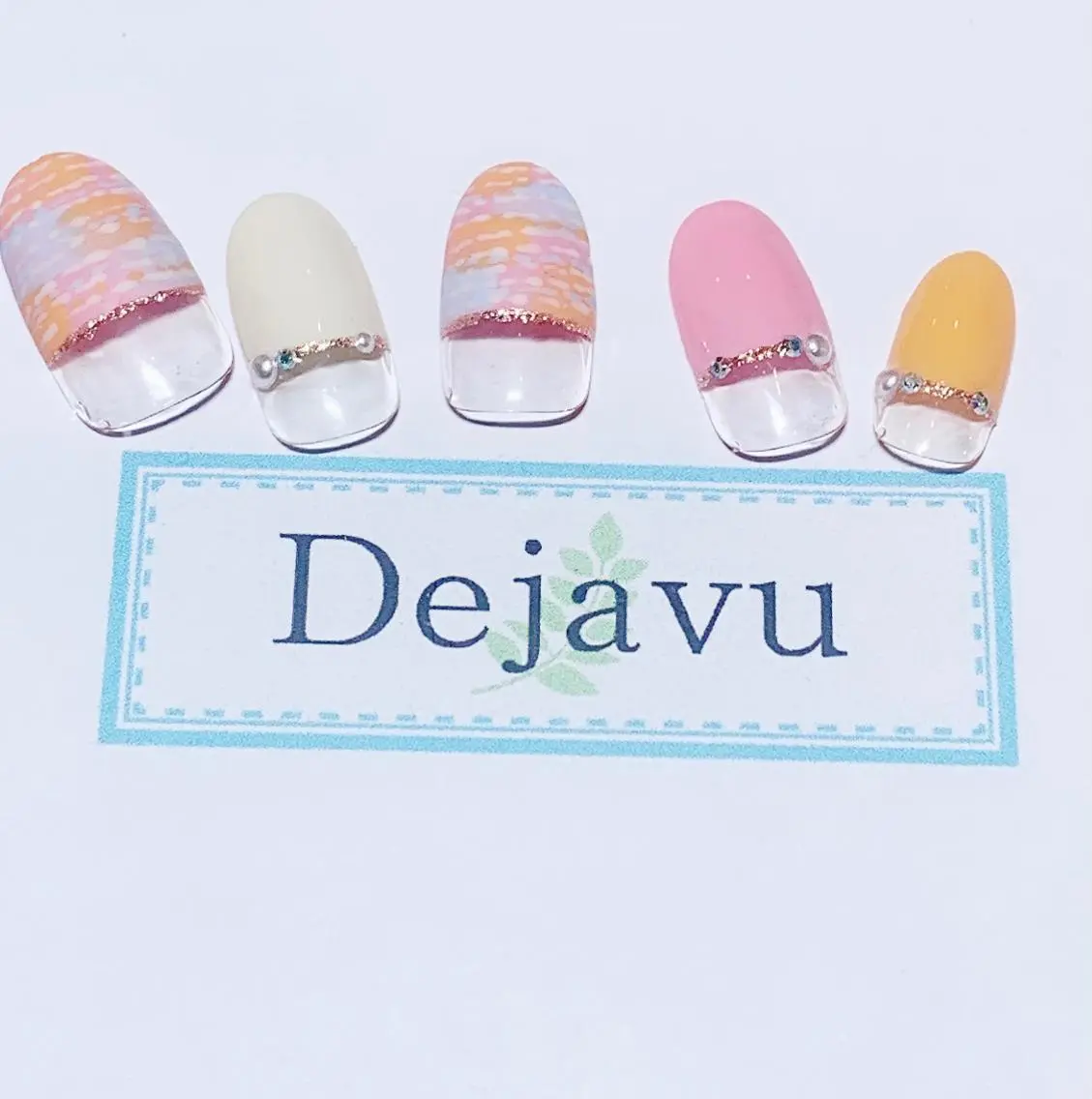 ネイル Nail salon Dejavu 🌿のネイルデザイン