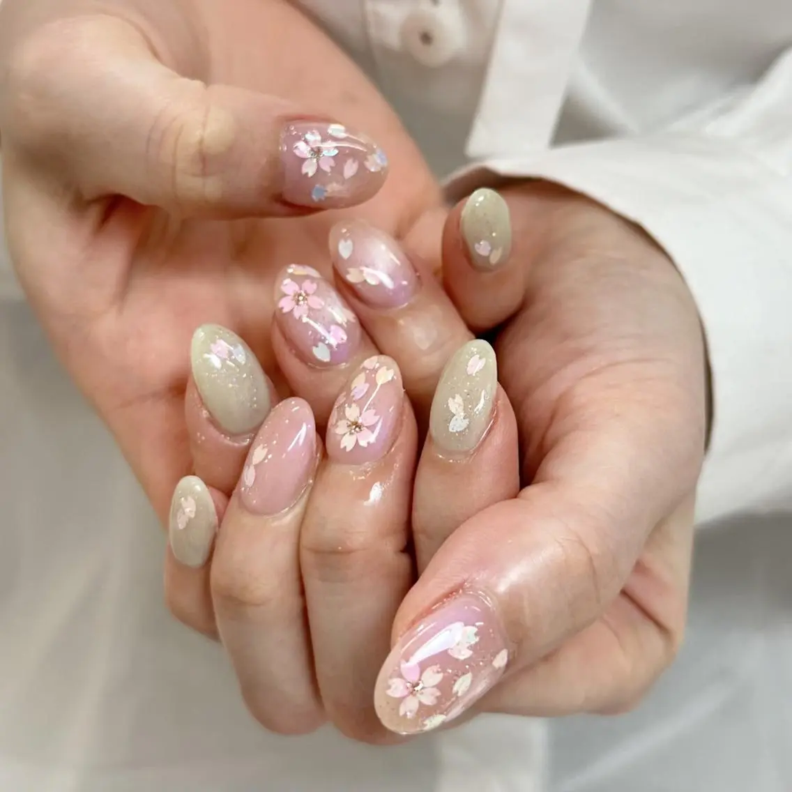 ネイル ハンドネイル BellFlower Akane.Momoのネイルデザイン