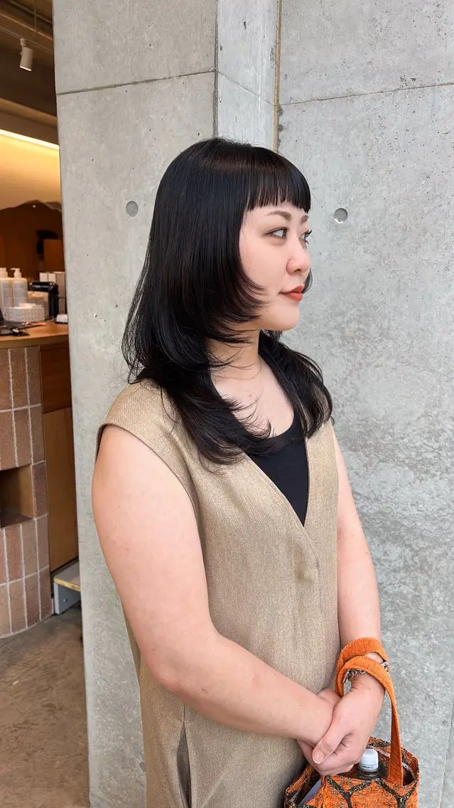 ロング カラー ロングレイヤー ブリーチ 透明感カラー ブリーチなしカラー 顔周りカット カット 誰より丁寧なカット/ 小林輝/レイヤーのヘアスタイル