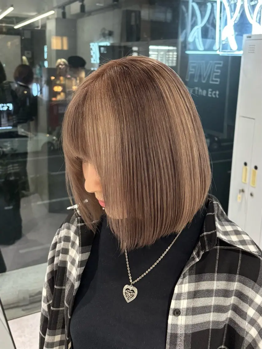 ショート カラー カット ヘアカラー ハイトーン×似合わせ Shoseiのヘアスタイル