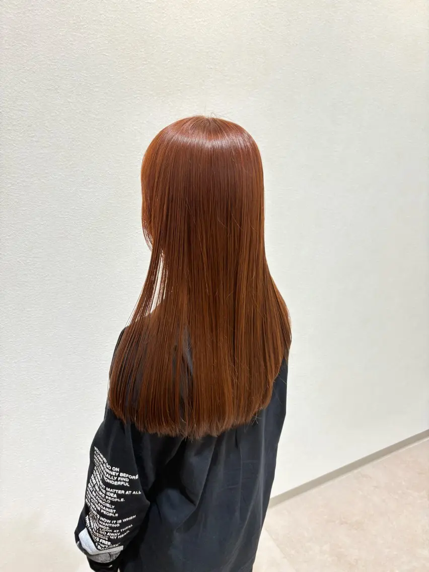 ロング カラー ベージュカラー オレンジ オレンジベージュ アメイジングヘアー 千歳店　福嶋のヘアスタイル