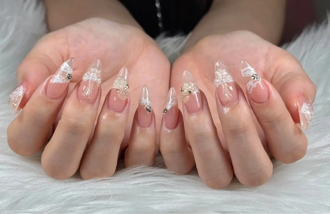 ネイル アートネイル ボルドー フレンチネイル ジェルネイル 氷ネイル・うるうるネイル ハンドネイル Yuki Nailsalonのネイルデザイン
