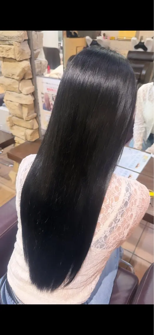 カラー 伊藤 萌花のヘアスタイル