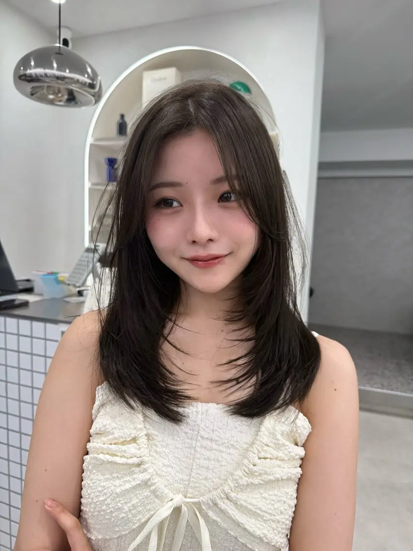 【期間限定】【当日予約OK】カット✖️艶カラー✨の写真