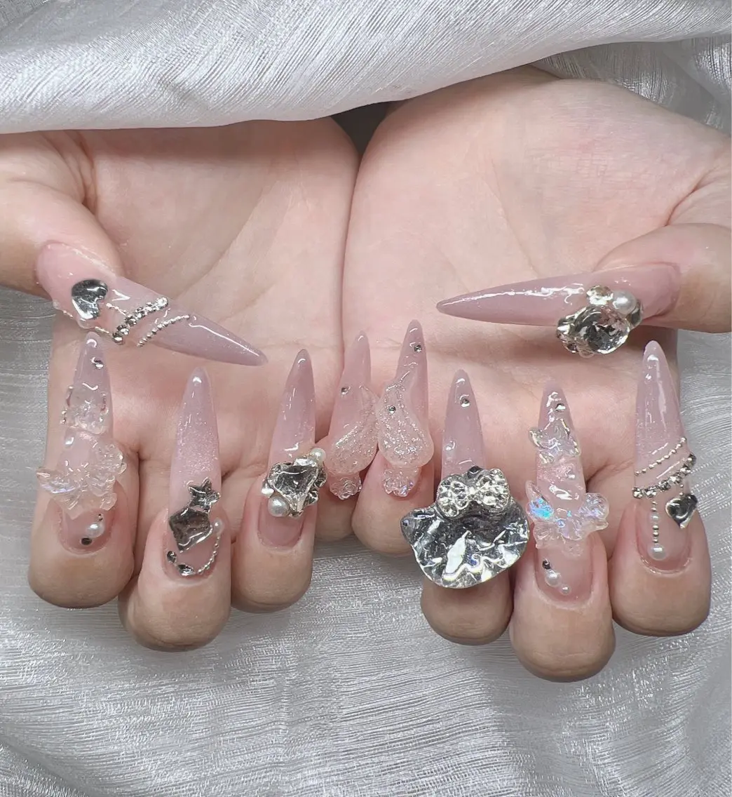 ネイル 長さ出し グラデーション キラキラネイル マグネットネイル ニュアンスネイル ハンドネイル Lee Nails チップ長さだし専門店のネイルデザイン