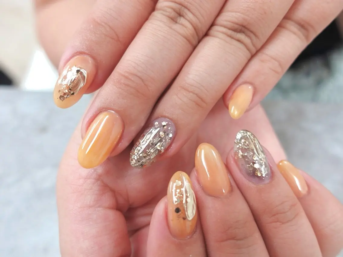 ネイル アートネイル ゴールド ホログラムネイル キラキラネイル ミラーネイル Nail salon Halea 原田さえのネイルデザイン