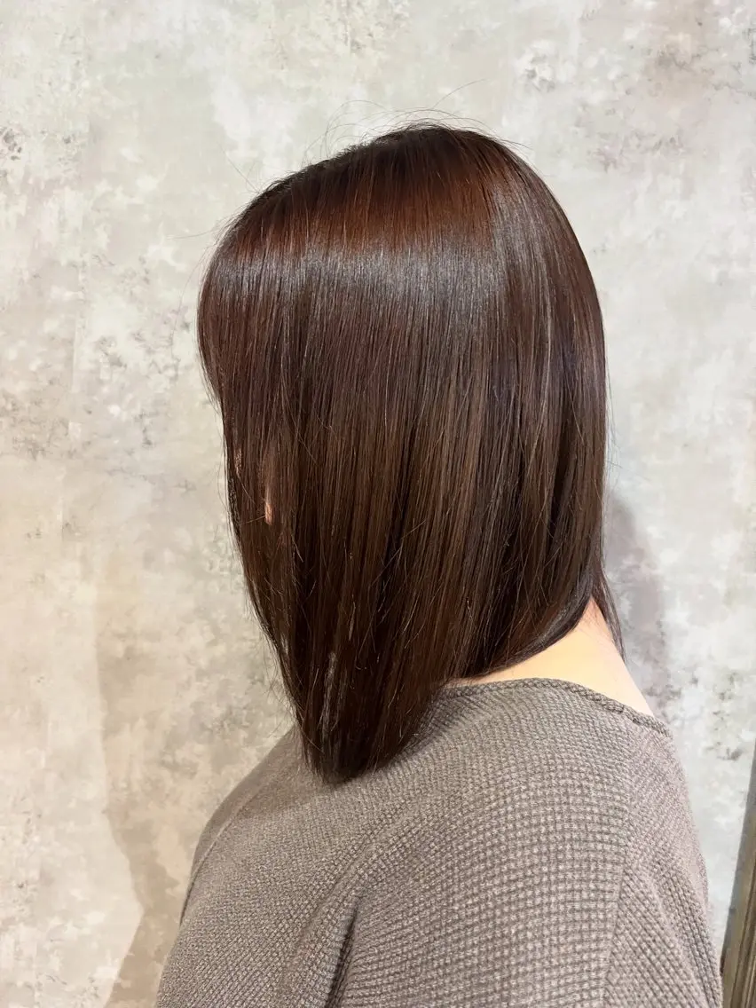 カラー 森下 いづみのヘアスタイル