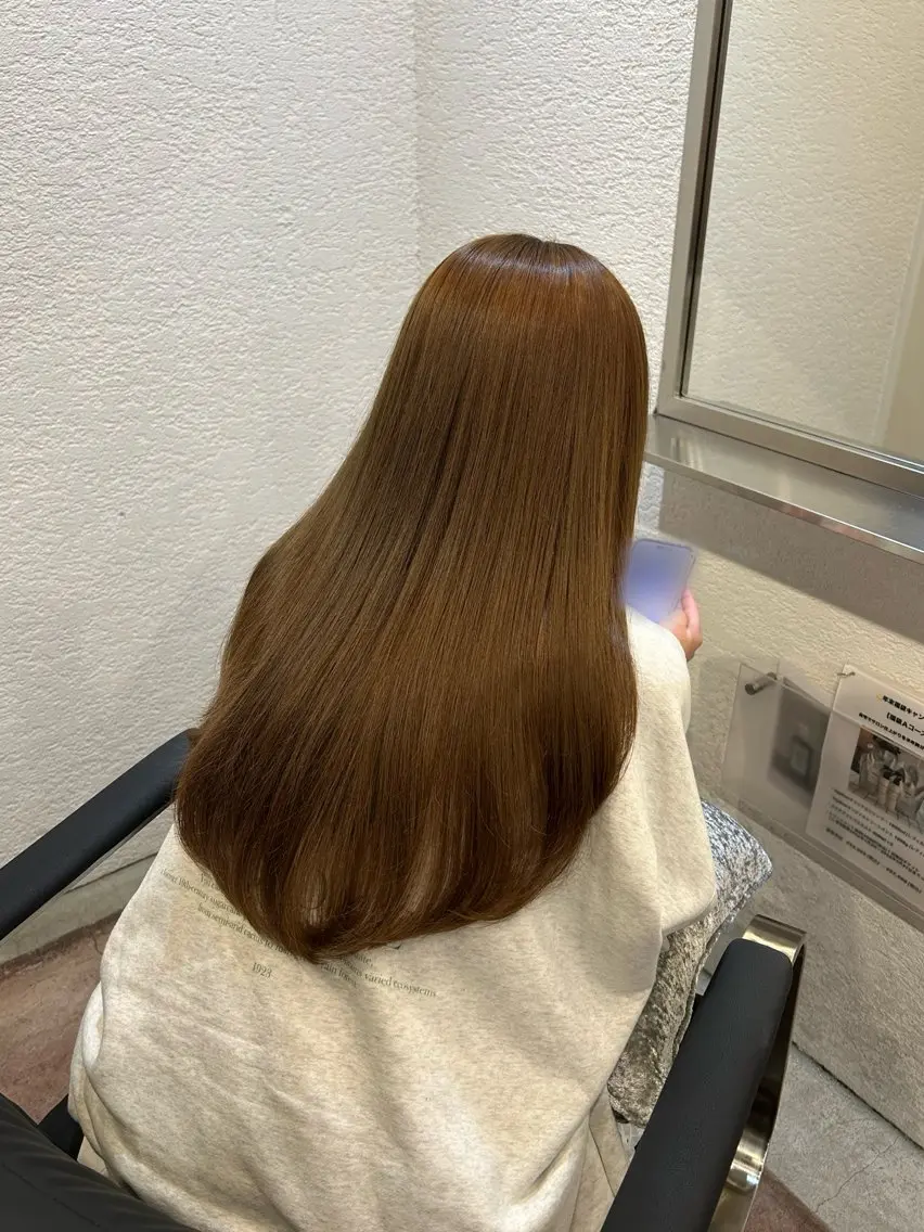 カラー ベージュカラー オリーブベージュ ヘアカラー 大澤 菜奈子のヘアスタイル