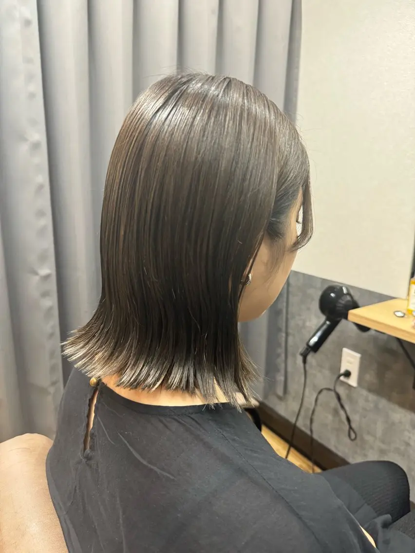 ミディアム カラー グレージュ オリーブグレージュ オリーブグレー reeed konnoのヘアスタイル
