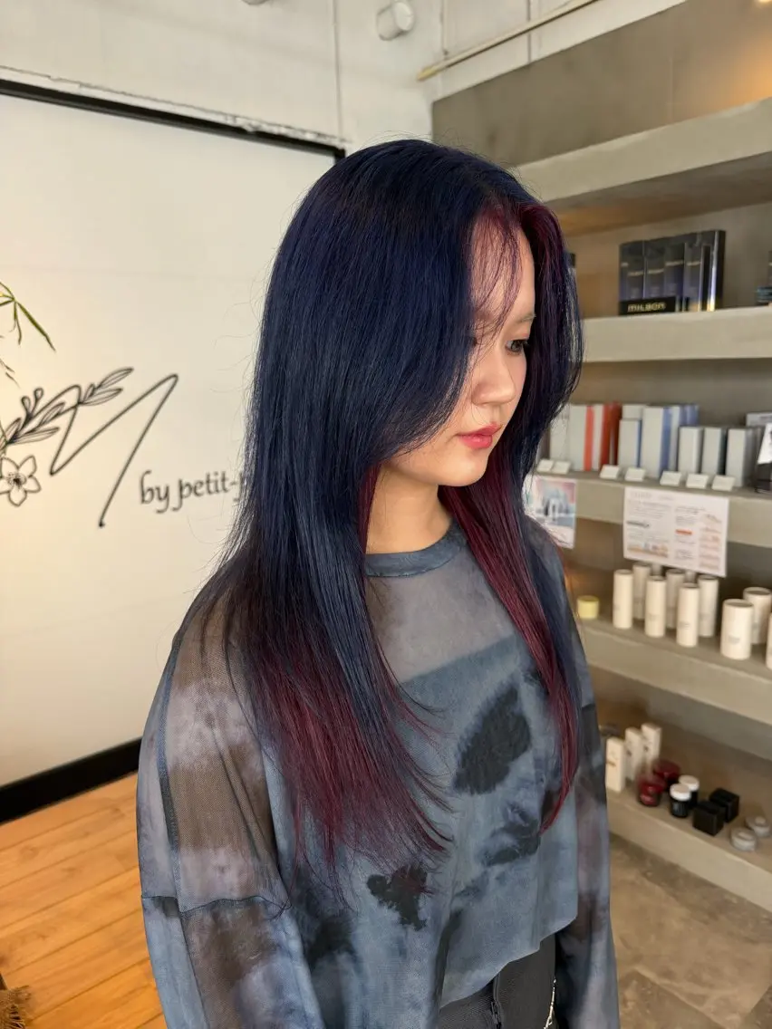 セミロング ヘアカラー 🍒暖色カラー🔥 栗俣嵐のヘアスタイル