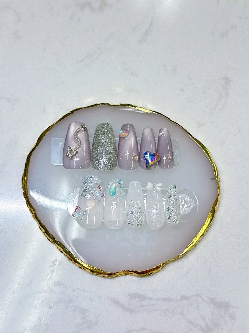 ネイル フットネイル フレンチネイル ジェルネイル ガラスフレンチ グラデーション Queeens nailのネイルデザイン