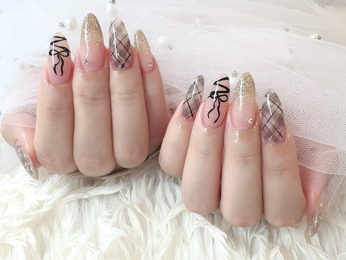 オフなし💎チップ長さだし持ち込みデザイン💅(デザイン、パーツ6本まで、長さだしオフ+1500円)の写真