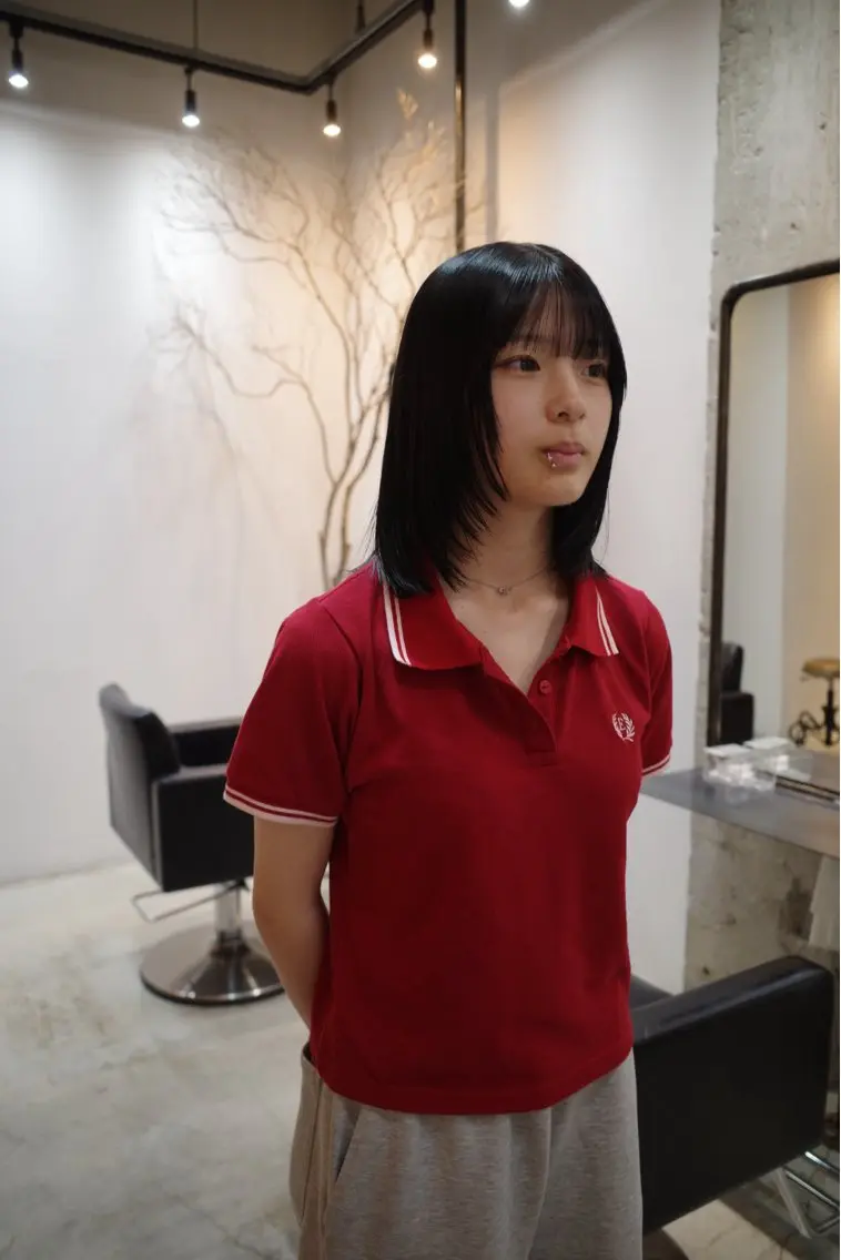 ミディアム レイヤーカット カット ヘアカラー 大洞 ことのヘアスタイル