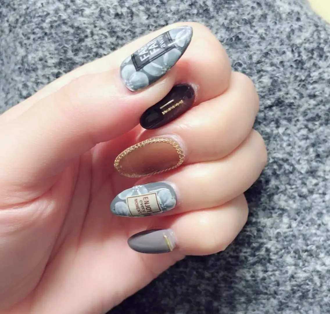 ネイル SYR nail salonのネイルデザイン