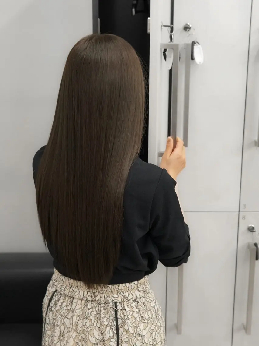 ロング ヘアカラー 無料カットモデル✂️ 髪質改善／角田 龍汰のヘアスタイル