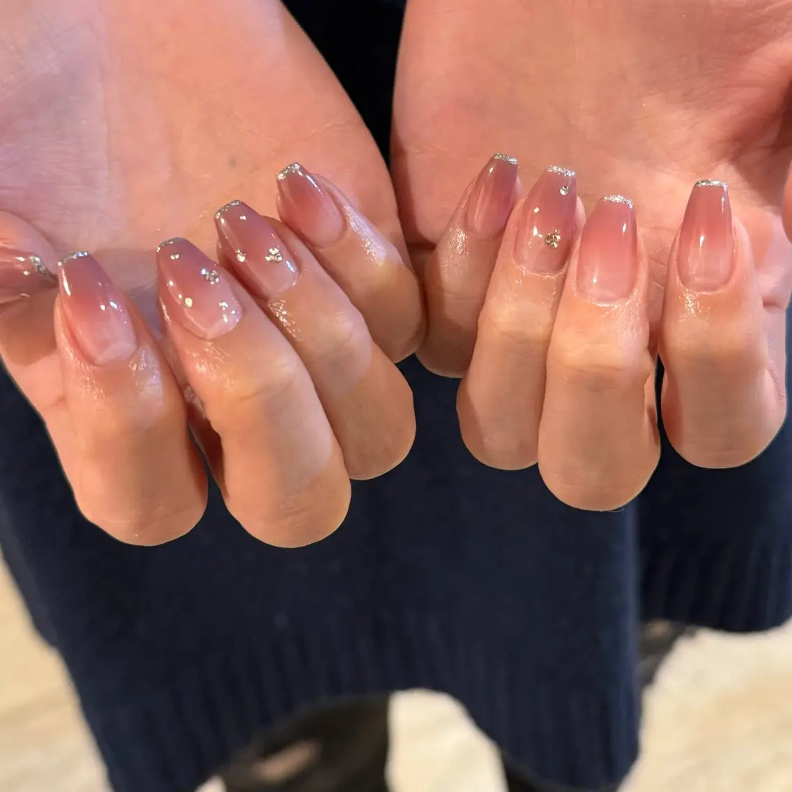 ネイル ピンク ハンドネイル 𝐫𝐚𝐢 𝐧𝐚𝐢𝐥のネイルデザイン