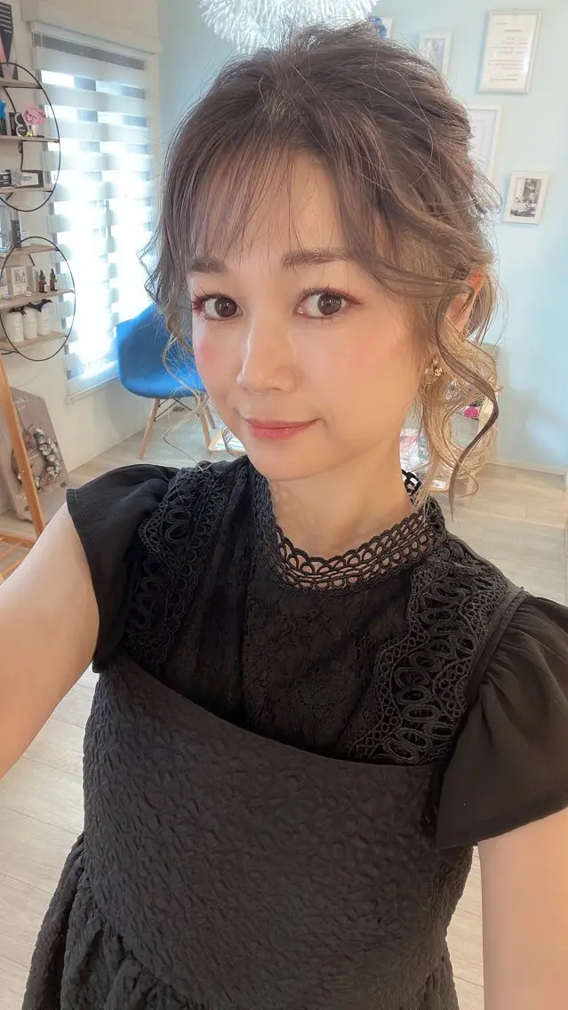 ミディアム ヘアセット Merci　山﨑 ふみのマツエク・マツパデザイン