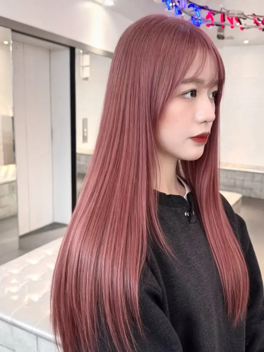 セミロング カラー ヘアアレンジ ブリーチ 透明感カラー ダブルカラー ブリーチなしカラー 韓国風ヘア カット ヘアカラー トリートメント ヘッドスパ ヘアセット レイヤーカット×透明 感カラー💫AINAのヘアスタイル