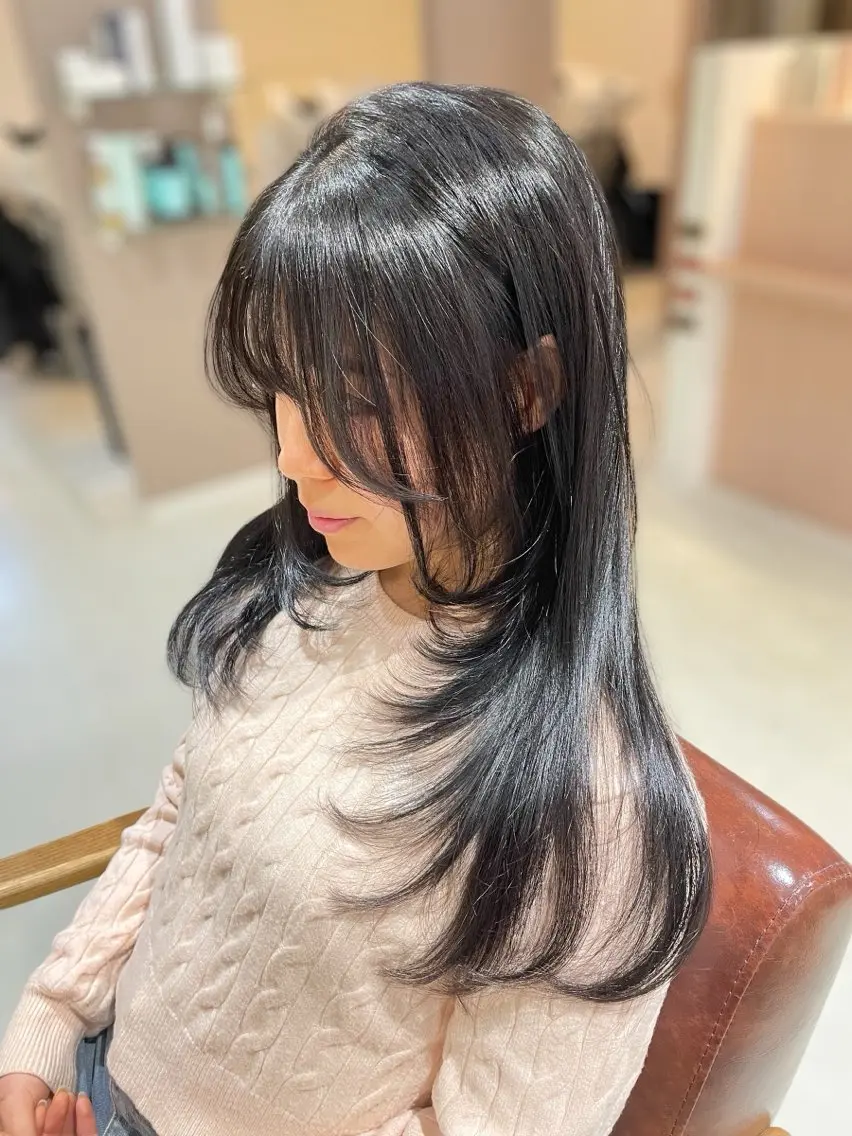 ロング KAI RIKAのヘアスタイル