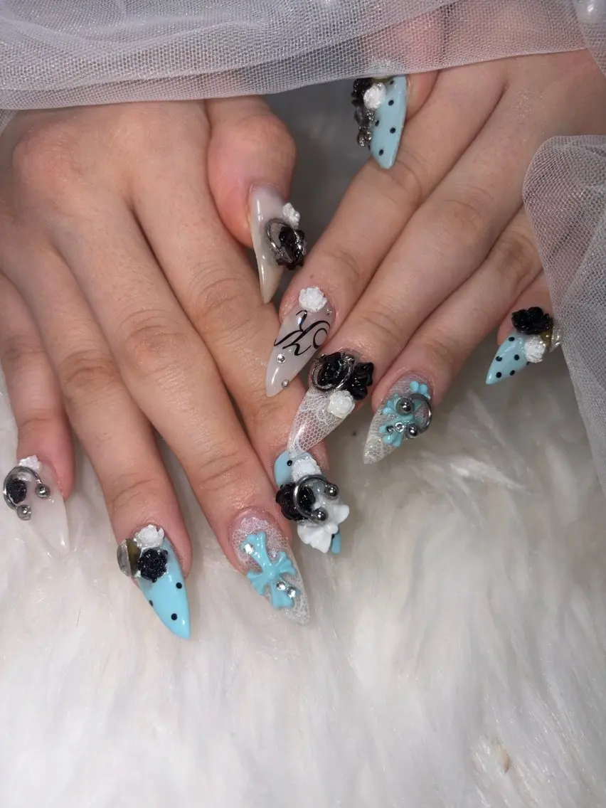 ネイル 持ち込み nail salon Lilynのネイルデザイン