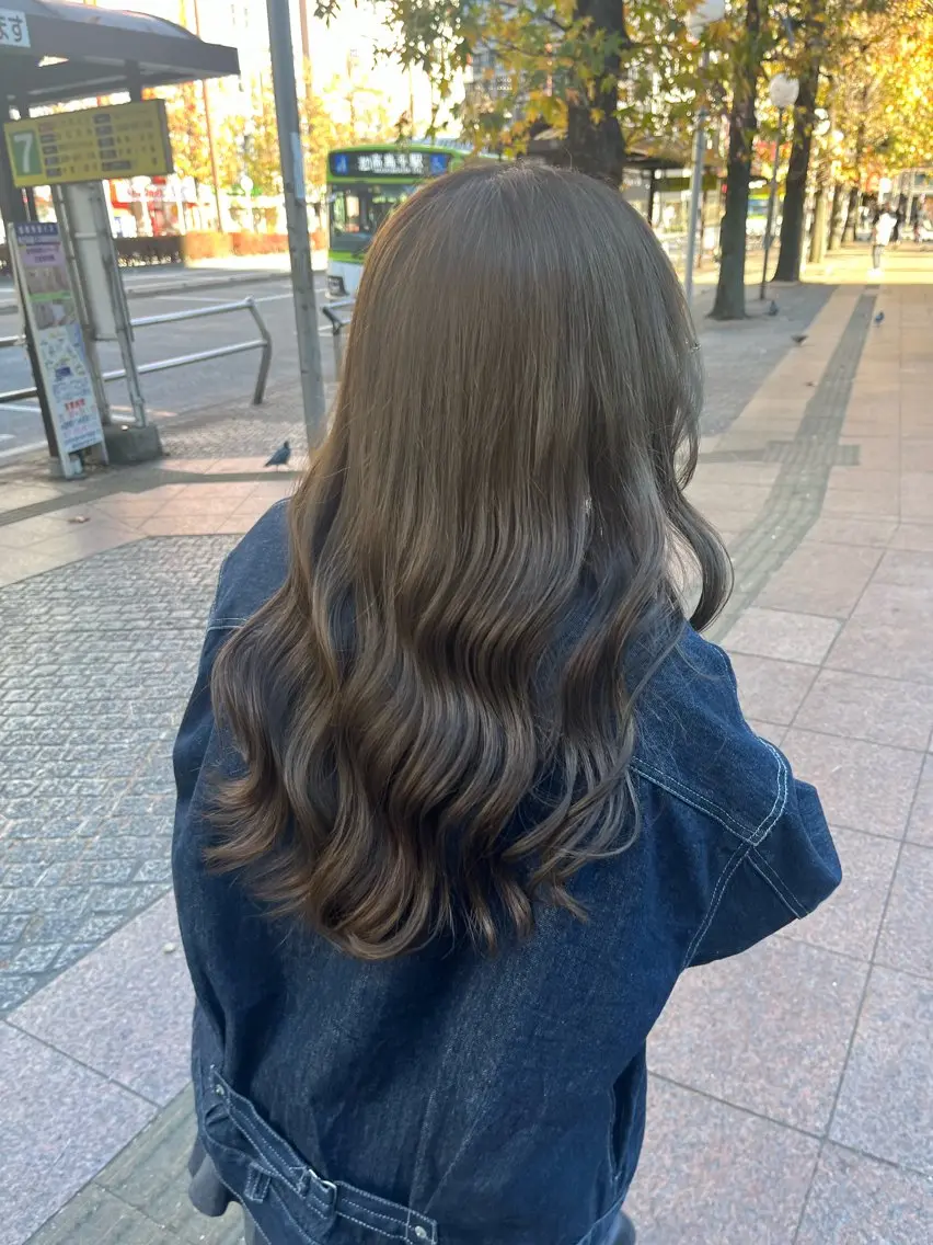 カット+うる艶ワンカラー+4ステップトリートメント シャンプー&ブロー付きの写真