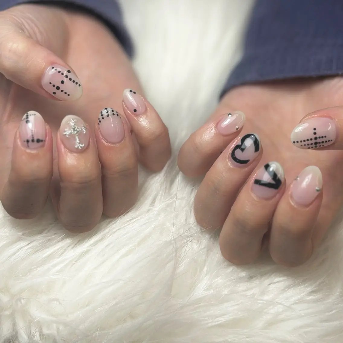 ネイル ハンドネイル NAIL atre SAEのネイルデザイン