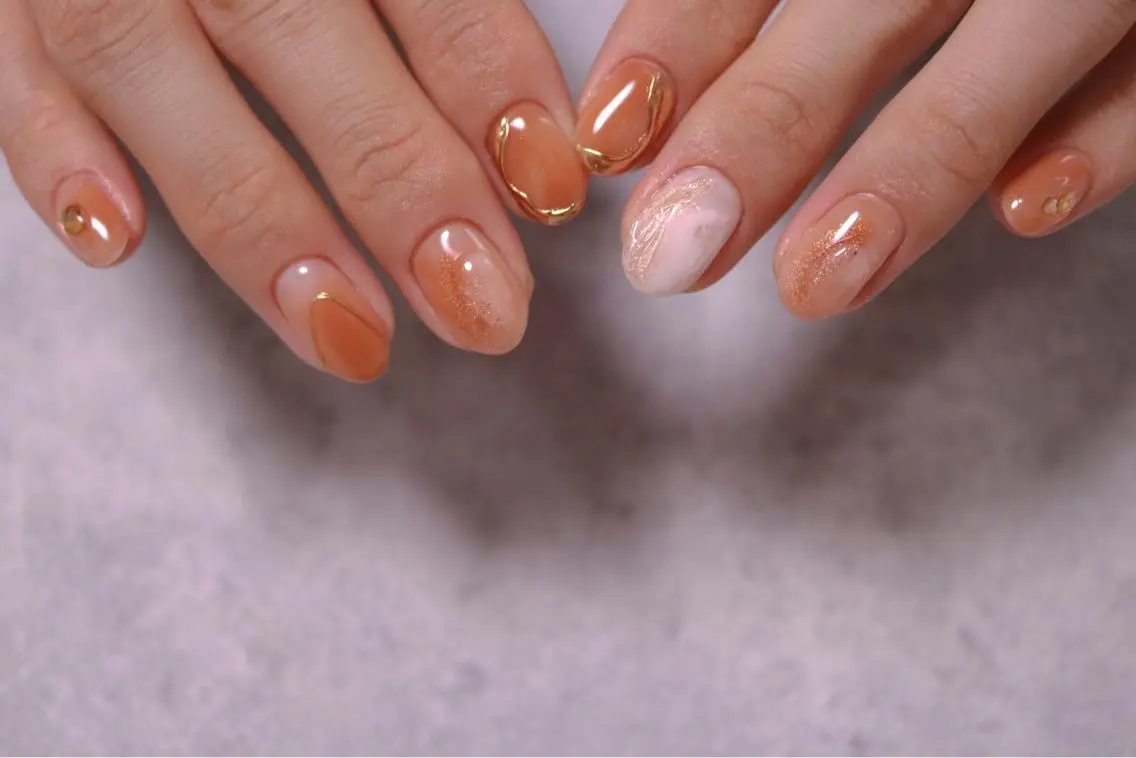 ネイル オーロラネイル カジュアル ジェルネイル マグネットネイル マットネイル ハンドネイル MH Nailのネイルデザイン