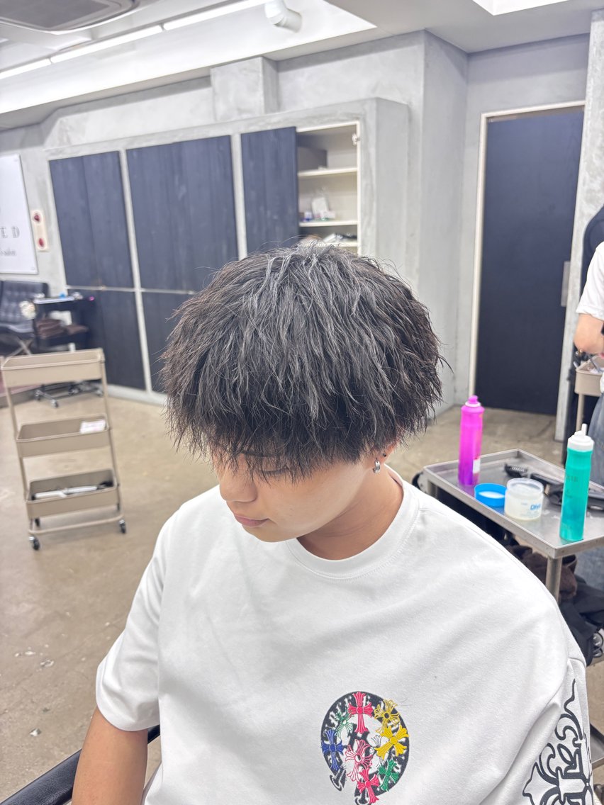 メンズ メンズパーマ メンズツイストパーマ ツイストパーマ 石川 大夢のヘアスタイル