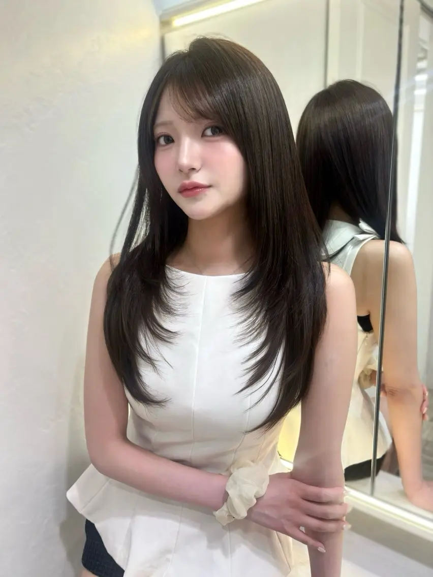 ロング カラー 韓国ツヤ髪🩶 tsugumiのヘアスタイル