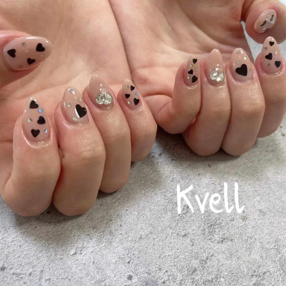 ネイル ハート ハンドネイル nailsalon Kvellのネイルデザイン