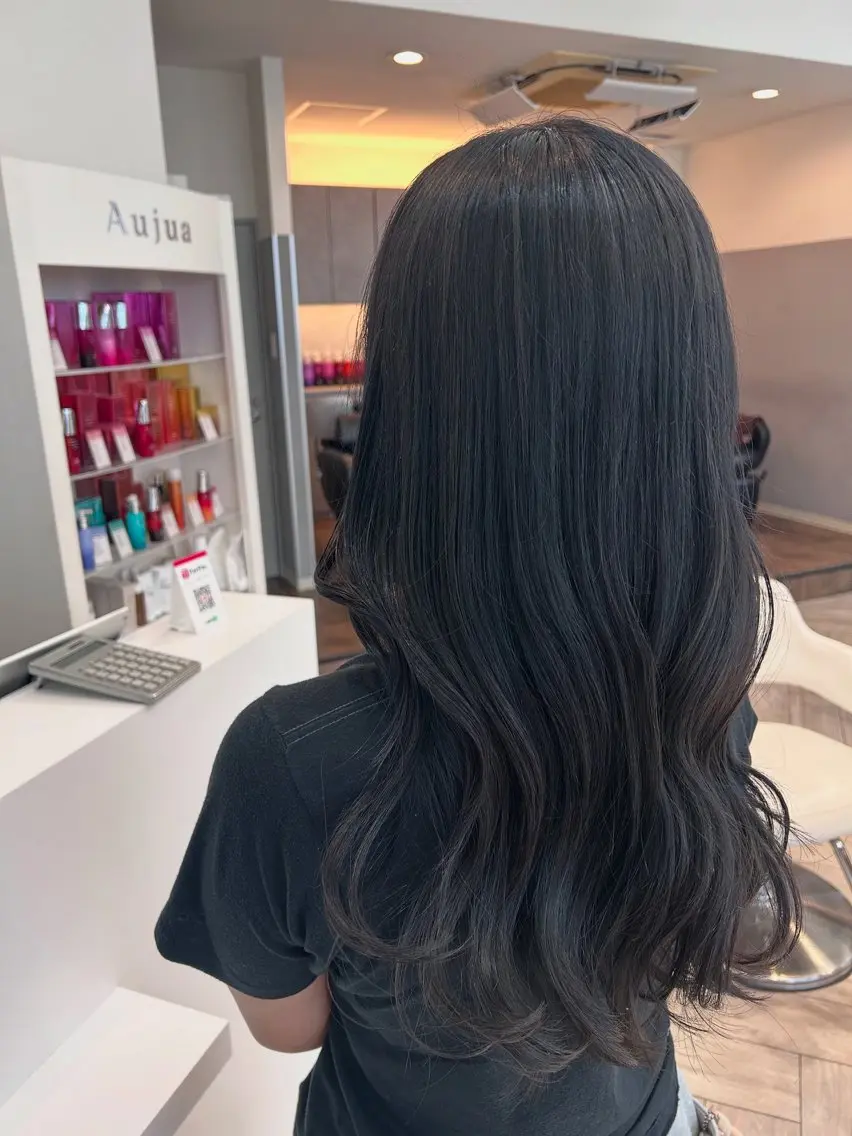 ロング ヘアカラー トリートメント 蓮池 愛海のヘアスタイル