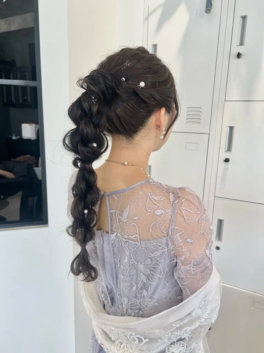 ロング ヘアアレンジ ヘアセット 黒阪 なみのヘアスタイル